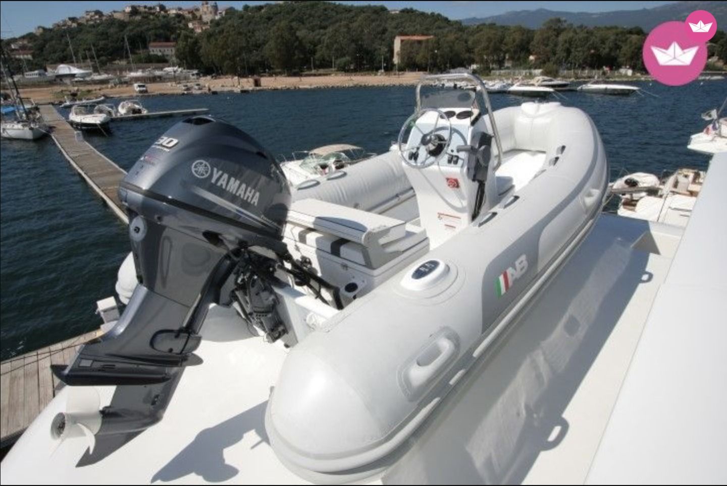 Location bateau à moteur à Porto-Vecchio de particuliers et professionnels