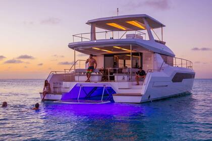 Hire Catamaran Leopard 53 Antibes