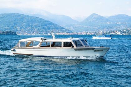 Hire Motorboat Vidoli Vetroresina Stresa