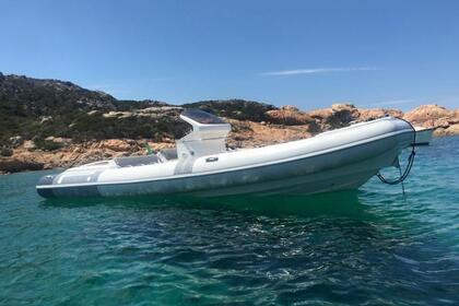 Noleggio Gommone Pirelli Pzero 880 Castellammare di Stabia