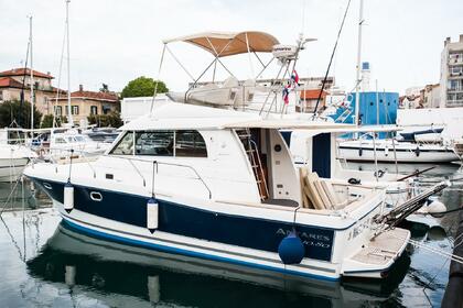Verhuur Motorboot Beneteau Antares 10.80 Zadar
