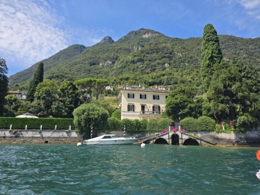 Λίμνη Κόμο Motorboat Cranchi Turchese 24 alt tag text