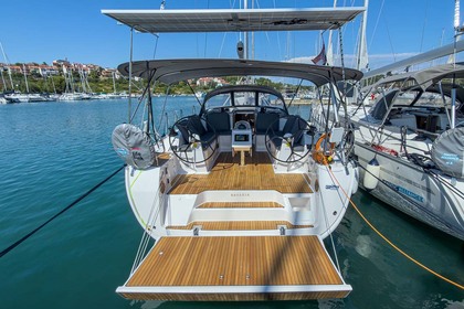 Hyra båt Segelbåt Bavaria Yachtbau Bavaria Voyager 45 Pula