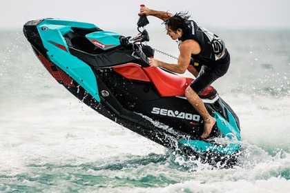 Hire Jet ski Seadoo Spark Trixx Laboe