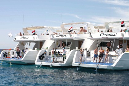 **Shared Romantic Full-Day Yacht Cruise to Ras Mohamed & White Island**