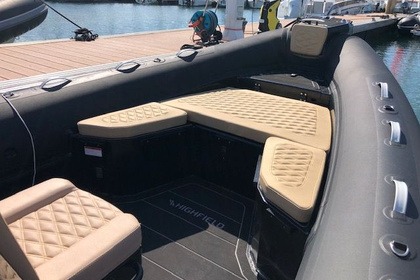 Location Bateau à moteur HIGHFIELD HIGHFIELD 700 La Trinité-sur-Mer