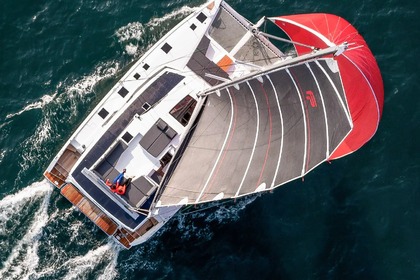 Hire Catamaran Fountaine Pajot AURA 51 (1 MASTER + 4 CAB + 5 SDB + 2 PIC) Le Marin