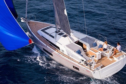 Charter Sailboat Bénéteau Oceanis 46.1 - 4 cab. Trogir