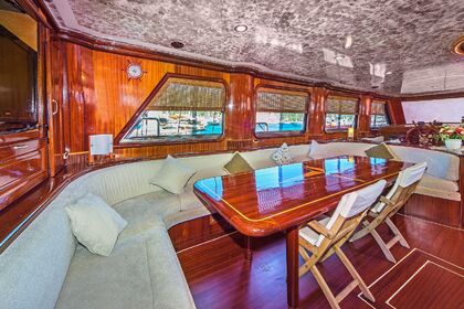 Noleggio di Goleta con 6 Cabine a Marmaris