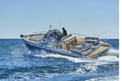 Rental Motorboat Fiart Mare sea walker 33 Salerno