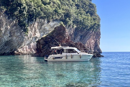 Location Bateau à moteur Jeanneau Merry fisher 755 Tivat