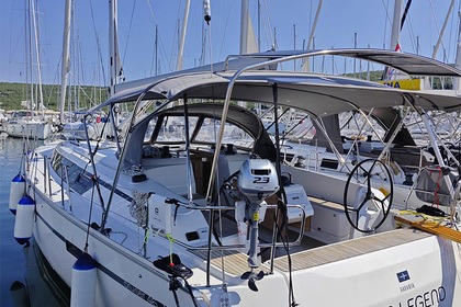 Hyra båt Segelbåt Bavaria Yachtbau Bavaria Cruiser 46 - 4 cab. Punat