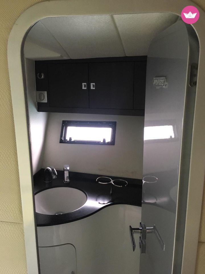 Charter Motorboat Diamond 40 Split