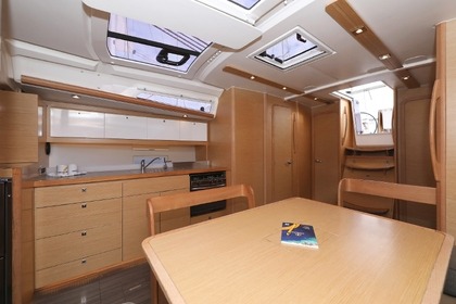 Verhuur Zeilboot Dufour Dufour 430 Vrulje