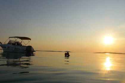 Skippered tours with Atlantic Marine Suncruiser 690