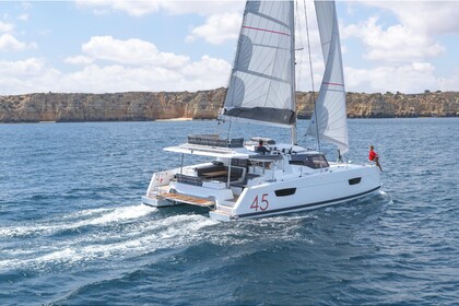 Czarter Katamaran  Fountaine Pajot Elba 45 Olbia