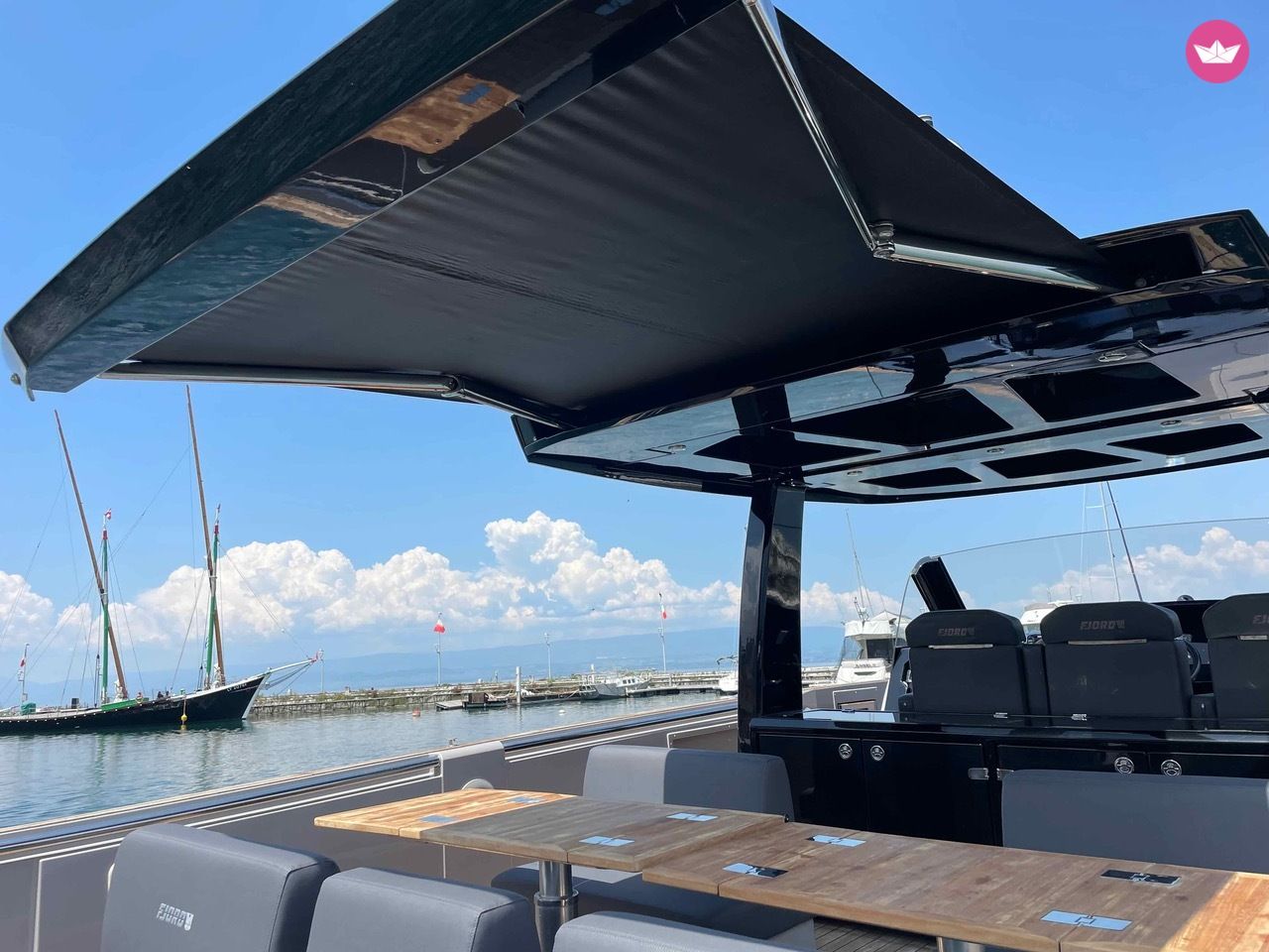 Bateau à moteur Fjord 44 open 870cv 5
