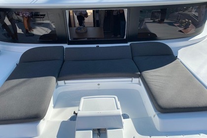 Charter Catamaran Lagoon 46 Portisco