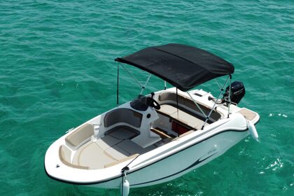 Alquiler Barco sin licencia  Bayliner Bayliner M15 Alicante (Alacant)