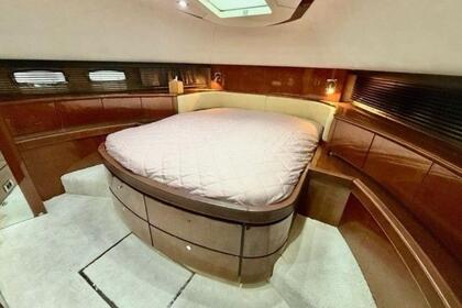 Verhuur Motorboot Fairline Squadron 68 Flybridge Beaulieu-sur-Mer