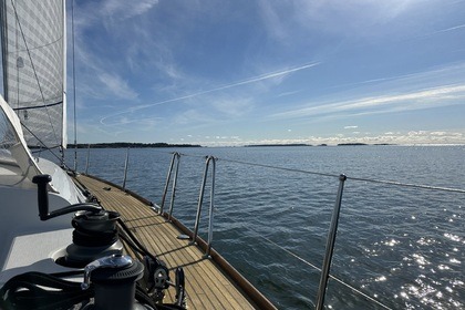 Sail charter in Helsinki and Turku archipelago