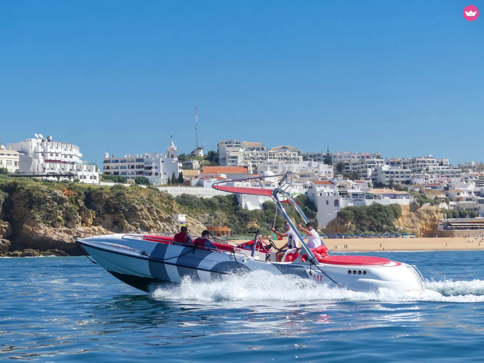 Bateau à moteur Surfrider 920 440cv 3