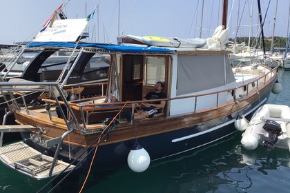 Miete Segelboot Custom Motorsailer Rovinj