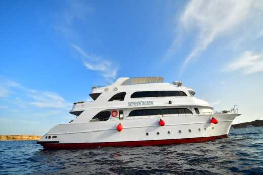 rent a yacht in sharm el sheikh