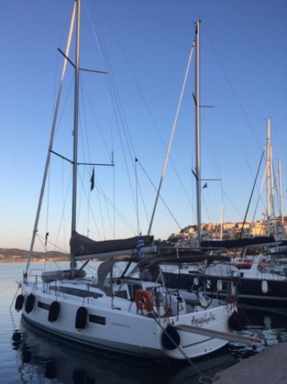 Rental Sailboat Jeanneau Sun Odyssey 410 Athens