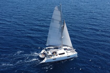 Charter Catamaran Fountaine Pajot Saba 50 Ajaccio