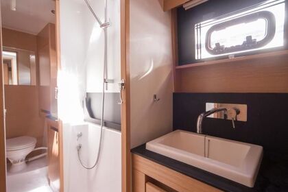 Nautitech 46 Fly with watermaker & A/C - PLUS