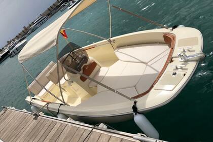 Alquiler de lancha Invictus 190 SX