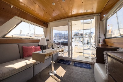 Motora con solarium Gallart 13.50