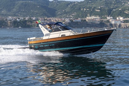 Hire Motorboat Acquamarina 30 Sorrento