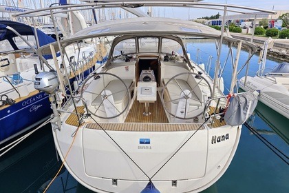 Hire Sailboat Bavaria Yachtbau Bavaria Cruiser 37 - 3 cab. Sukošan