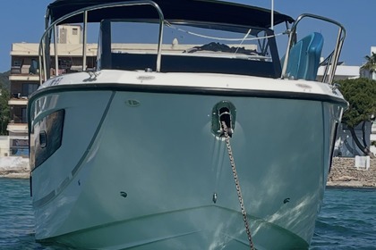 Hire Motorboat Quicksilver sundeck 875 Ibiza