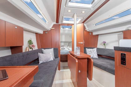 Hanse 315 Segelyacht mieten Sneek