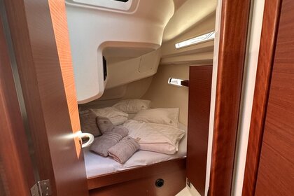 Hyra båt Segelbåt Hanse Yachts Hanse 388 Trogir