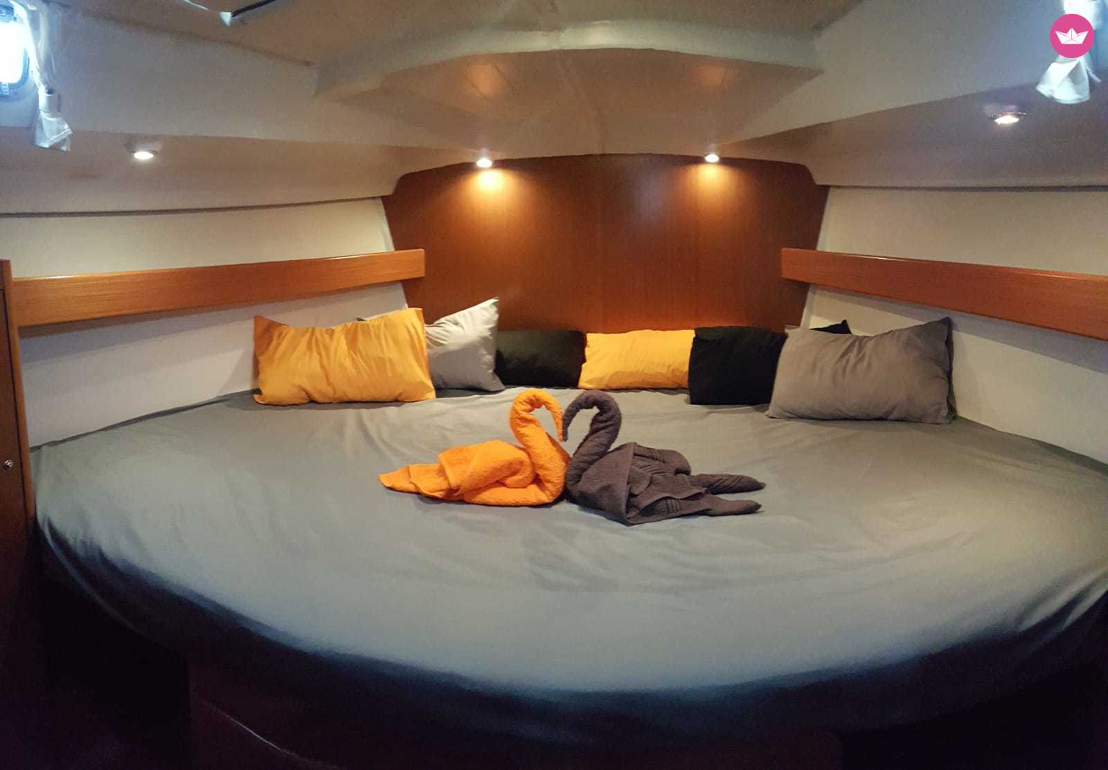 Beneteau Cyclades 50.4 in Sliema for rental