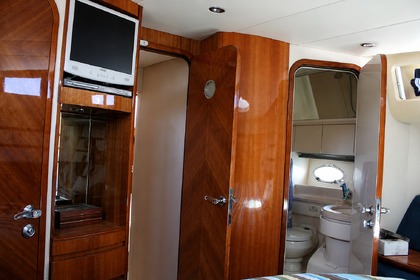 Hyra båt Motorbåt Azimut Azimut 46 Aten