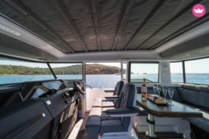 Vice Nomad - Axopar 37