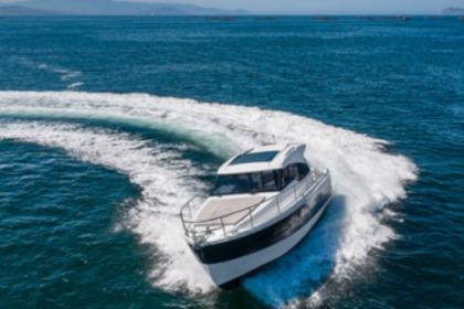 Rental Motorboat Rodman Spirit 31 Carboneras