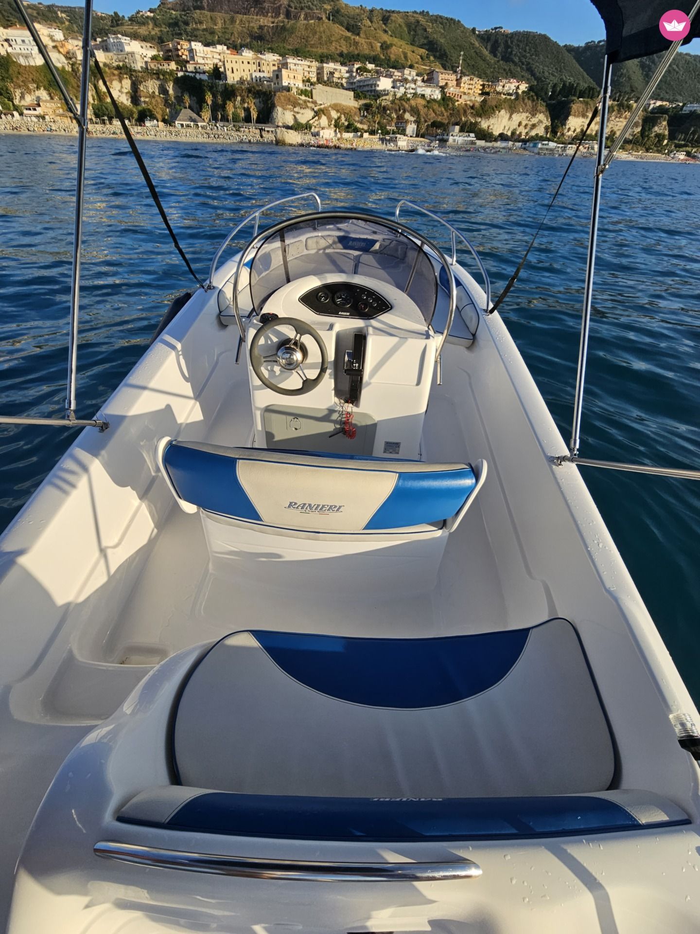 Bateau sans permis Ranieri Shark 19 40cv 8