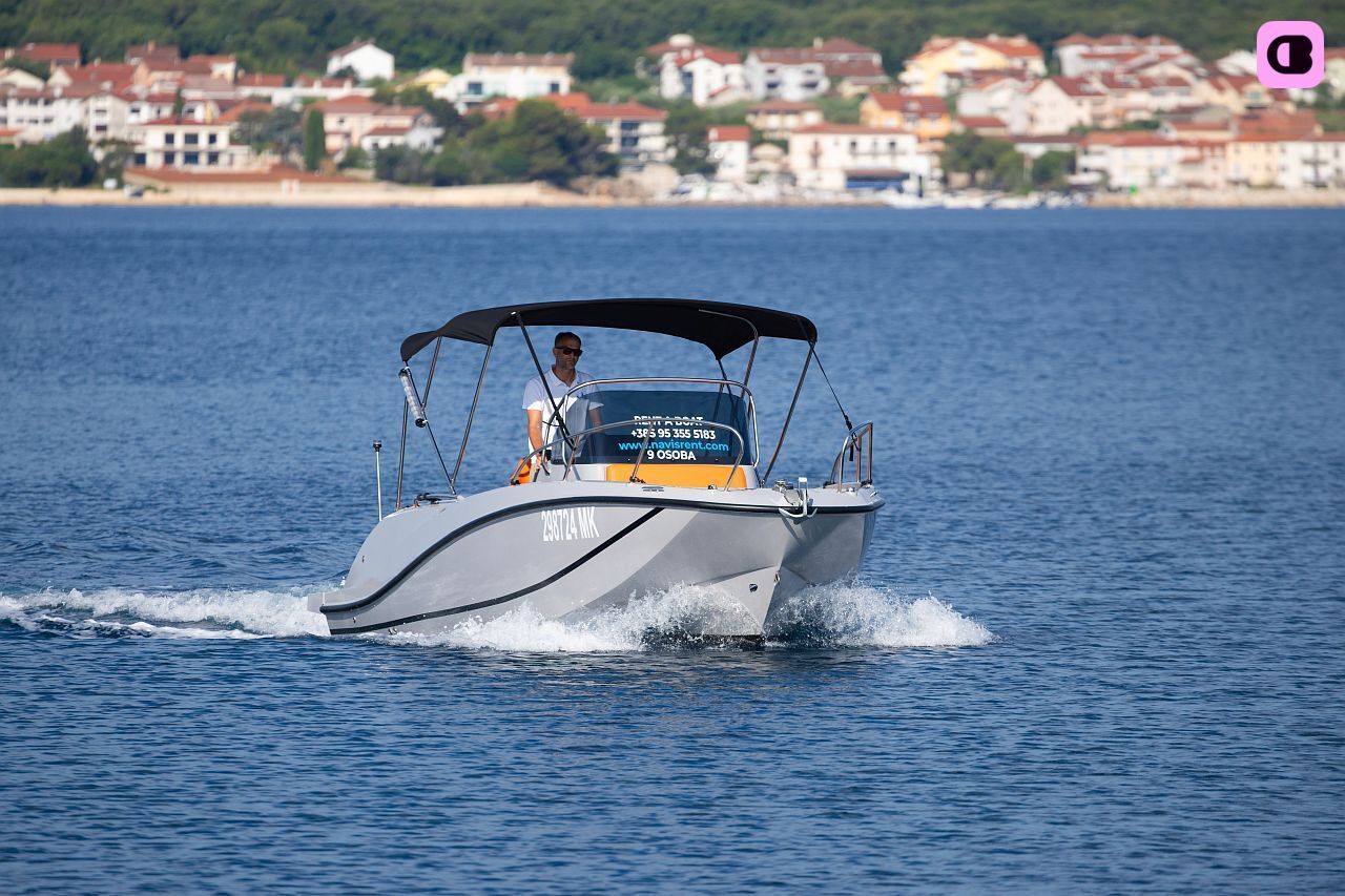 Bateau à moteur Interquick Interquick 175cv 3