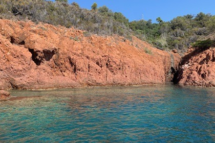 Beneteau Flyer Sundeck 7.7 avec Skipper Expérimenté