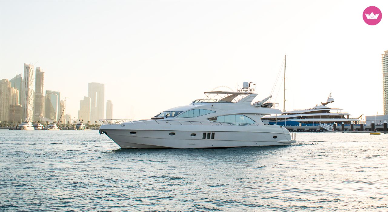 Yacht Majesty 77ft 3100cv 2
