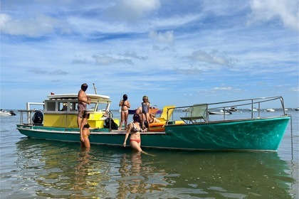 Location Bateau à moteur DUPOUY Chaland Lège-Cap-Ferret