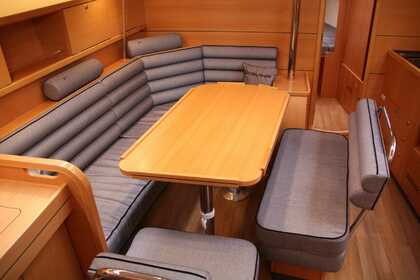 Verhuur Zeilboot Delphia 40.3 Makkum