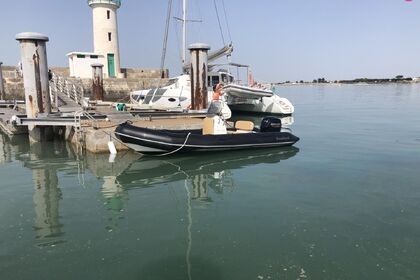 Location Bateau à moteur Bombard Sunrider 550 La Flotte