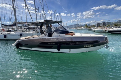Charter Motorboat INVICTUS GT 320 Positano